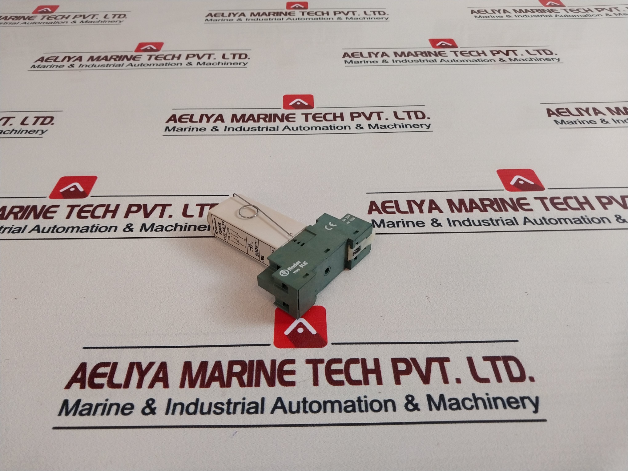 Finder 85.32 Timer With 94.82 Socket - Image 5