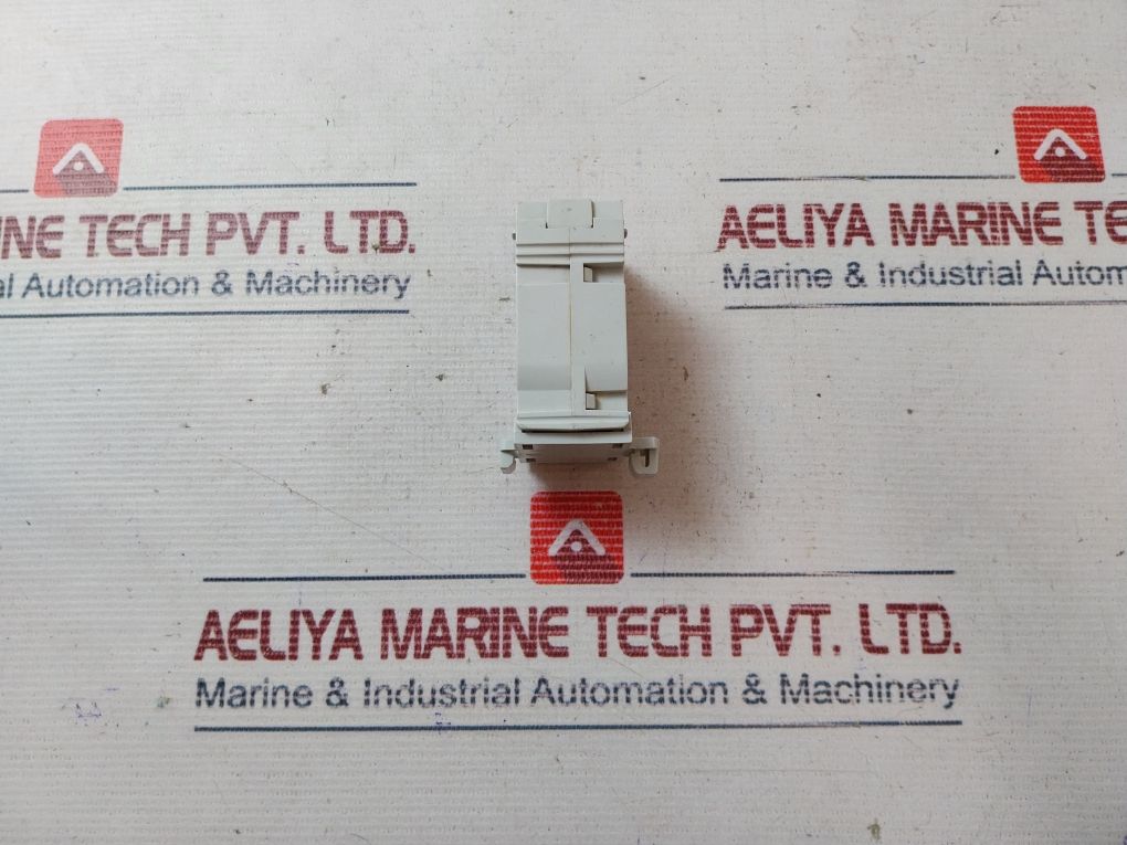 Hager Sr 151 Converter 50-60 Hz - Image 3