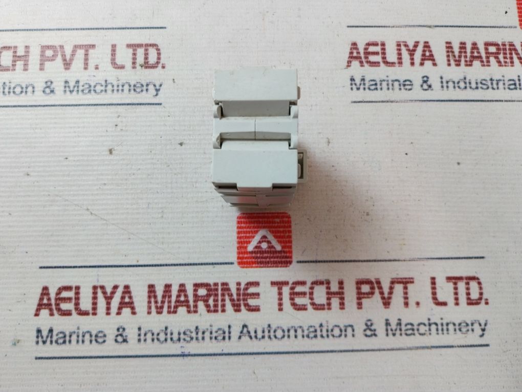 Hager Sr 151 Converter 50-60 Hz - Image 7