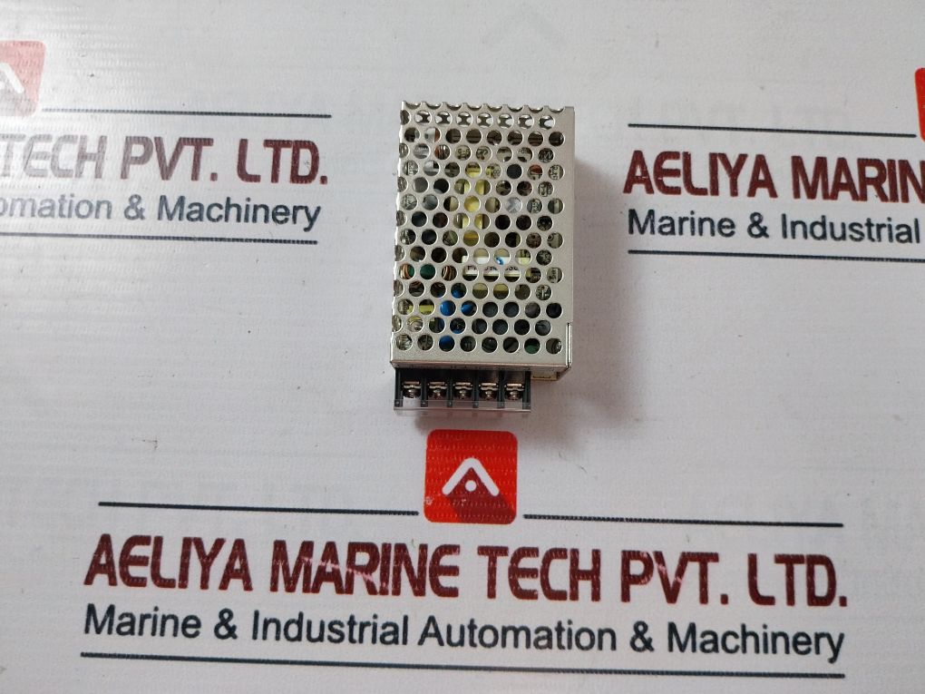 Mean Well Sd-15b-05 Dc/dc Converter - Image 3