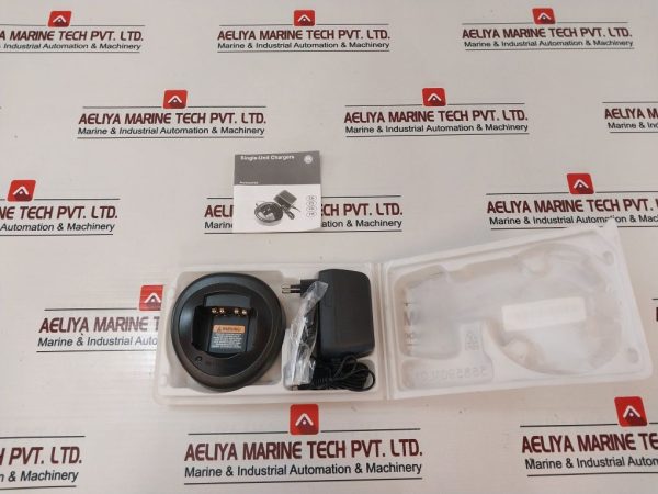 Motorola 48180090-c5 Desktop Charger With Adapter