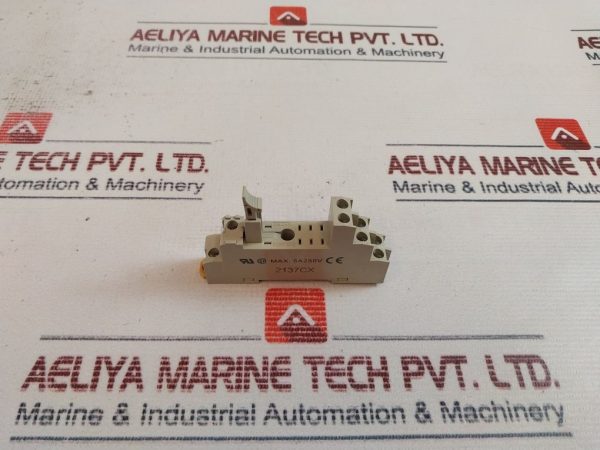 Omron P2rf-08-e Relay Socket