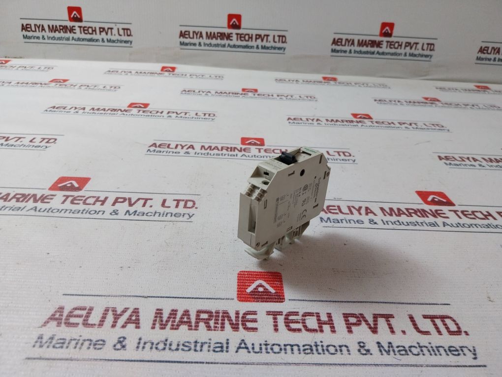 Schneider Telemecanique Gb2cb09 Circuit Breaker 48v Dc - Image 5