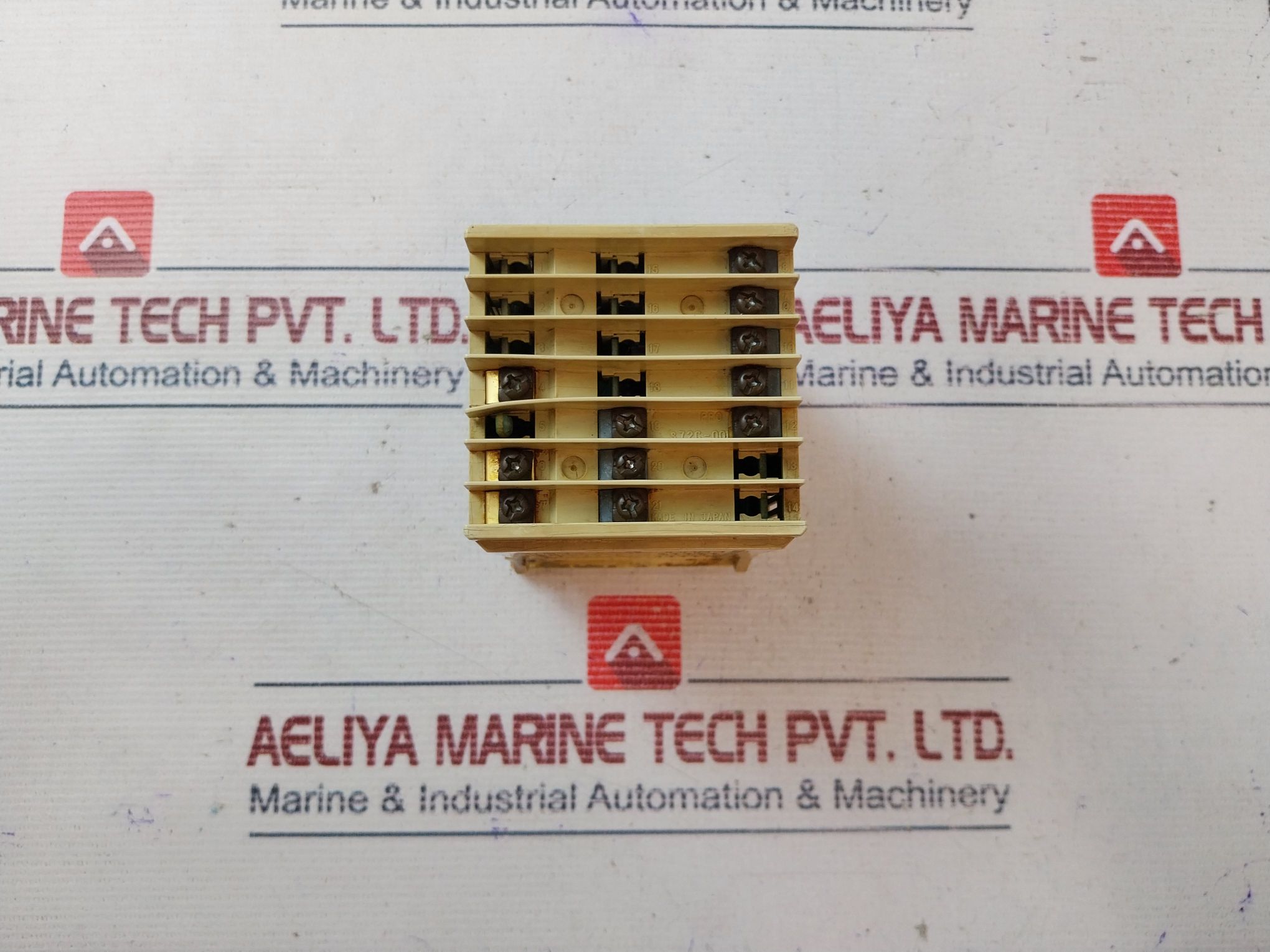 Shimaden Sr92-8y-n-90-1000 Temperature Controller 4-20ma Dc - Image 4