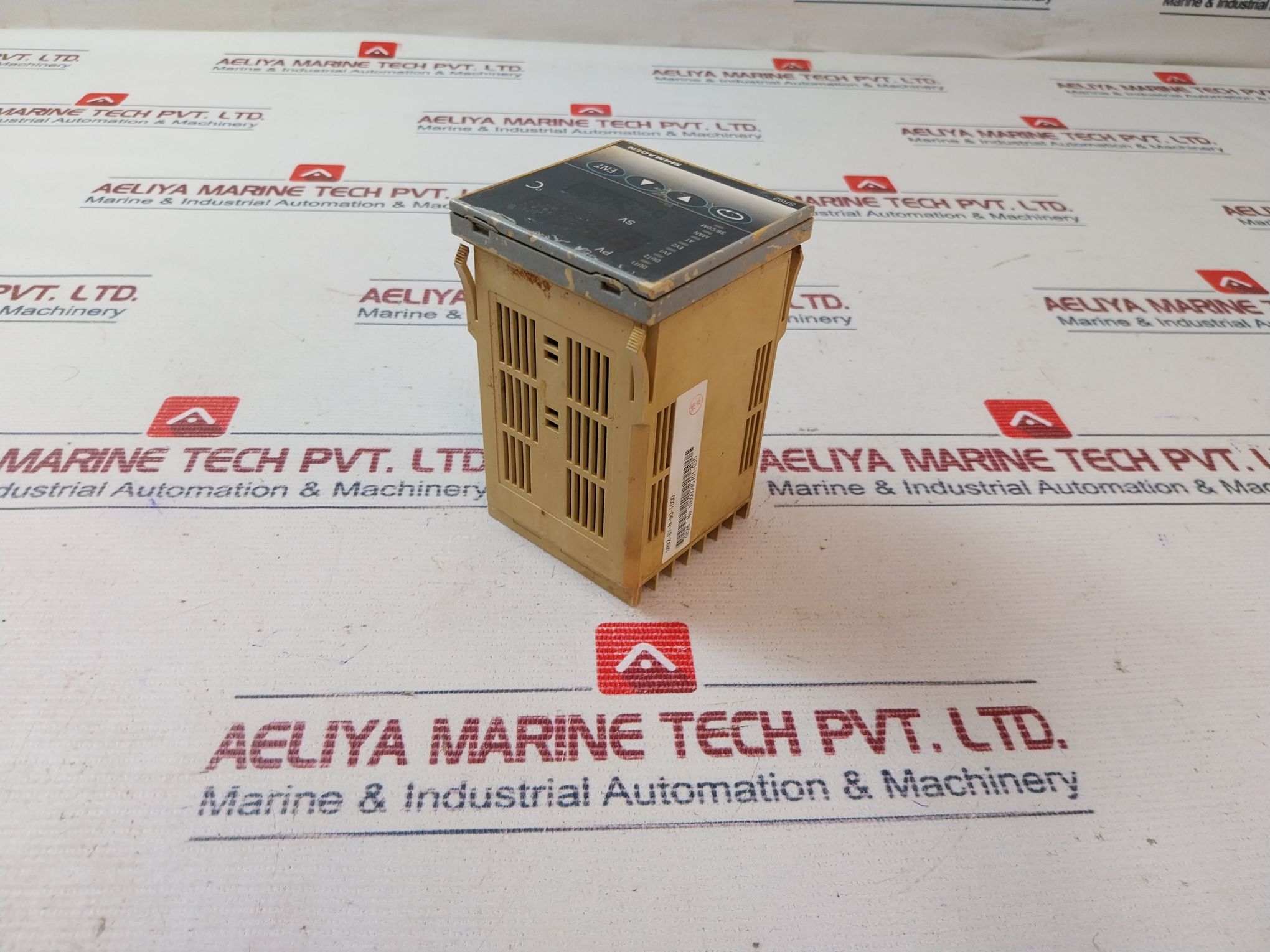 Shimaden Sr92-8y-n-90-1000 Temperature Controller 4-20ma Dc - Image 3