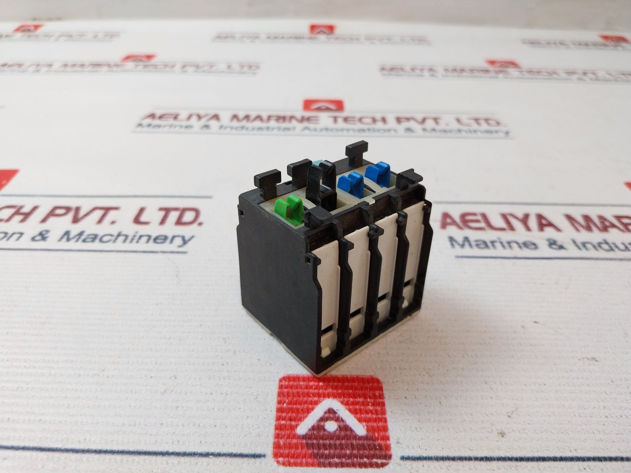 Siemens 3rh1921-1fa22 Auxiliary Relay 10a/240v - Image 4
