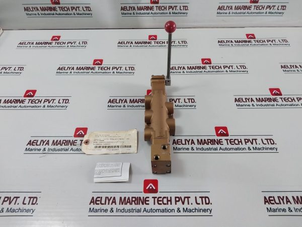 Versa Vaa-4504-135-4003p-eh6 Pneumatic Directional Valve