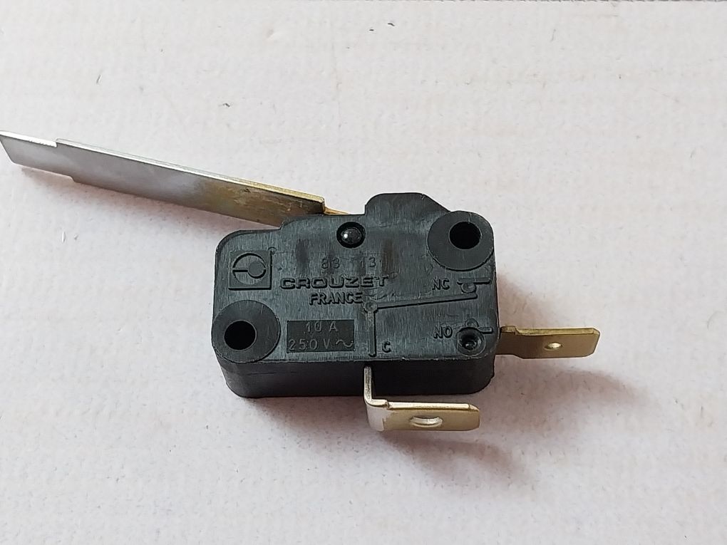 Crouzet Ipso 209/00145/00 Microswitch With Lever - Image 6