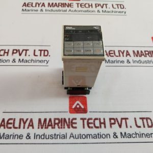 Fuji Electric Pyz4tby2-1e Temperature Controller