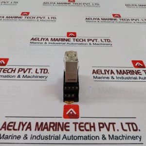 Omron H3y-4 Timer 0-30 Sec