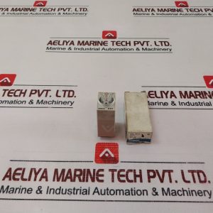 Omron H3y-4 Timer 0-5 Sec