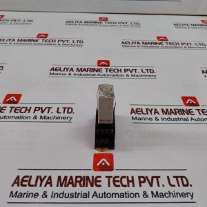 Omron H3yn-4 Timer With Base Dc30v