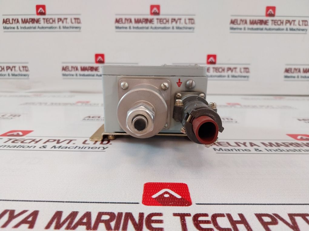 Rks-1-Om5-01 Differential Pressure Switch - Image 11