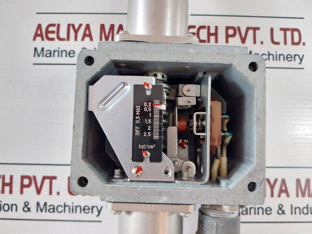 Rks-1-Om5-01 Differential Pressure Switch - Image 15