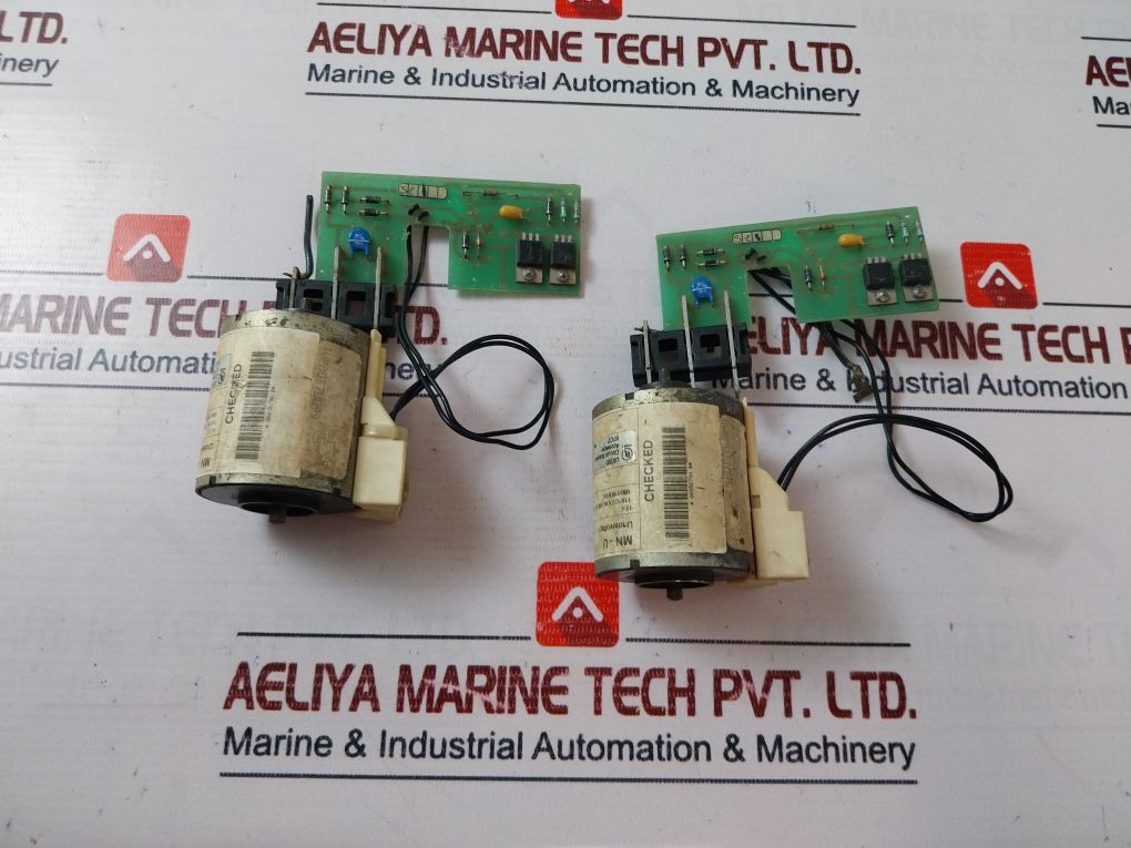 Schneider Electric 685 679 Undervoltage Release - Image 14