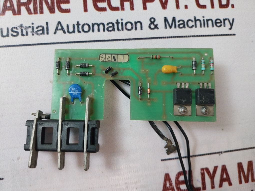 Schneider Electric 685 679 Undervoltage Release - Image 6