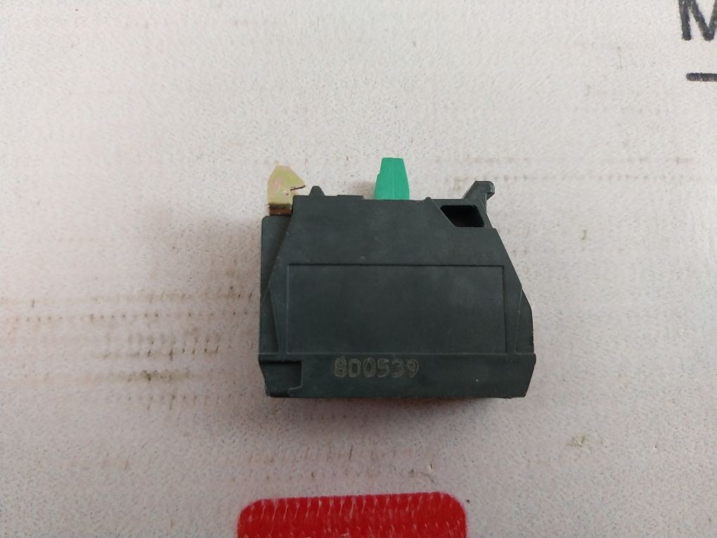 Schneider Electric Telemecanique Xb5 Aw1171n Flush Intergral Iiluminated Roung Push Button With Zbe-101n Contact Block - Image 17