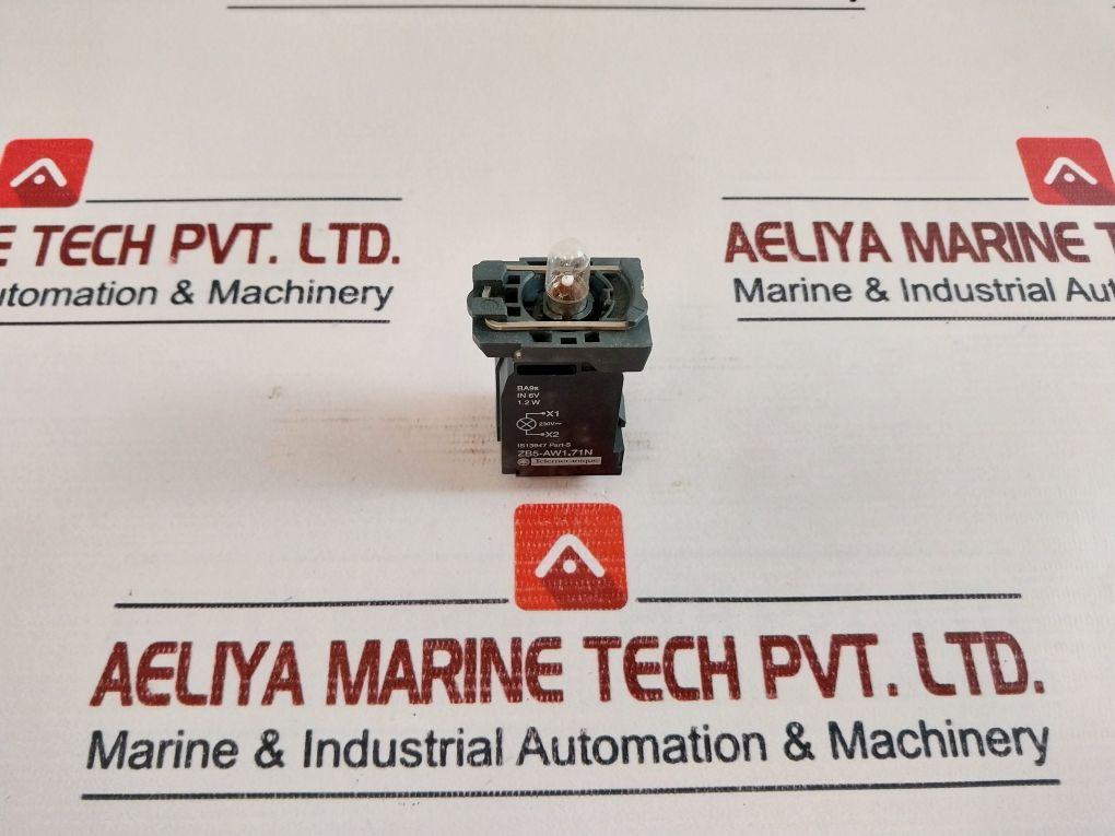 Schneider Electric Telemecanique Xb5 Aw1171n Flush Intergral Iiluminated Roung Push Button With Zbe-101n Contact Block - Image 6