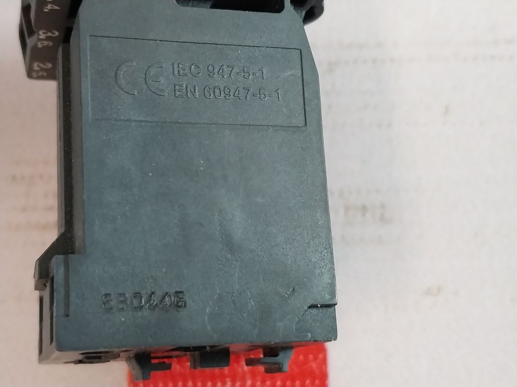 Schneider Electric Telemecanique Xb5 Aw1171n Flush Intergral Iiluminated Roung Push Button With Zbe-101n Contact Block - Image 16