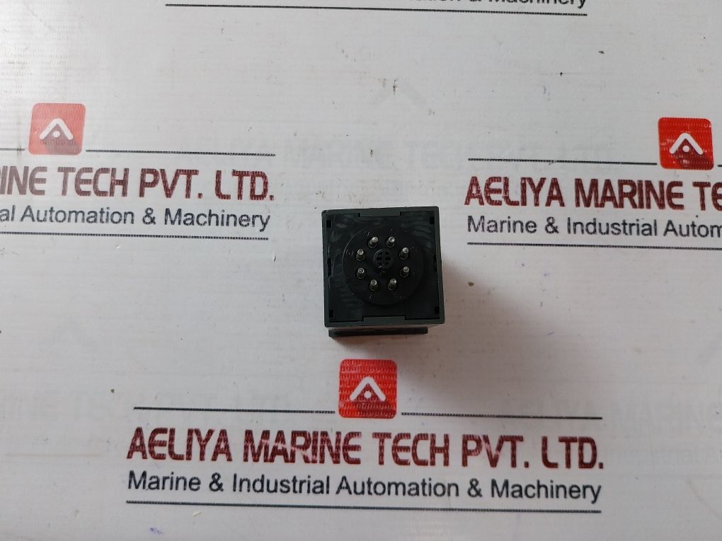 Telemecanique Schneider Electric Re88857005 Digital Timer - Image 4