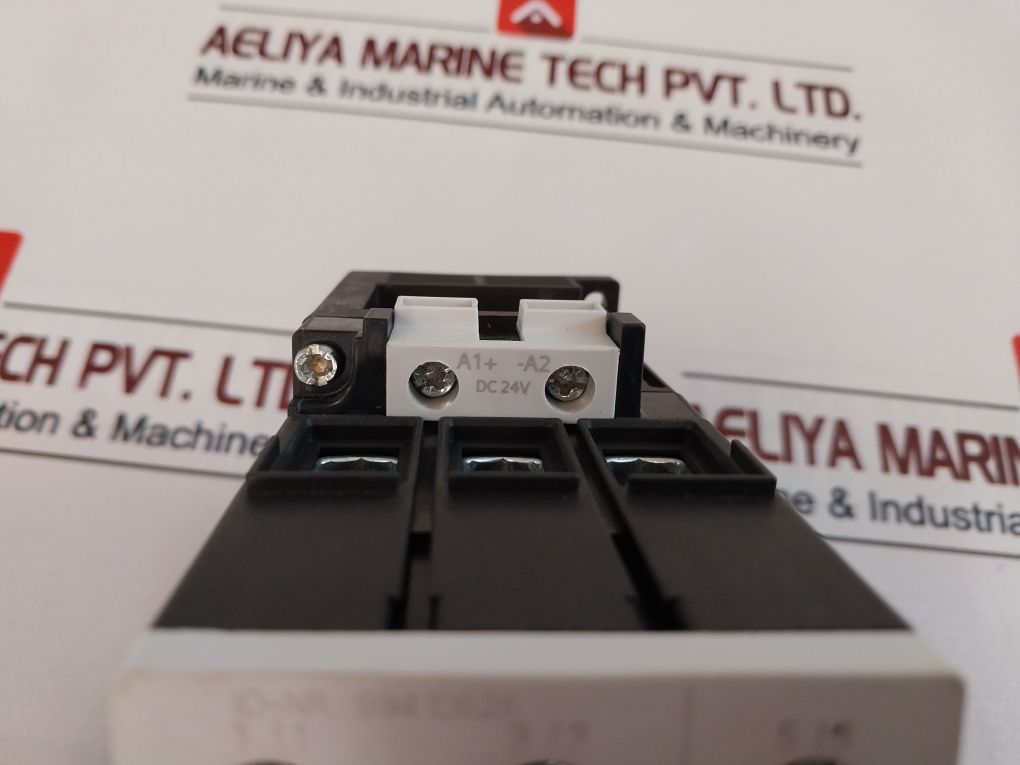 Siemens 3rt1036-1rb40-0ks0 Contactor - Image 11