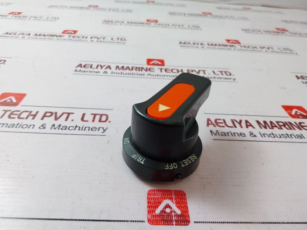 Siemens 3vt9300-3mg12 Molded Case Circuit Breaker - Image 3