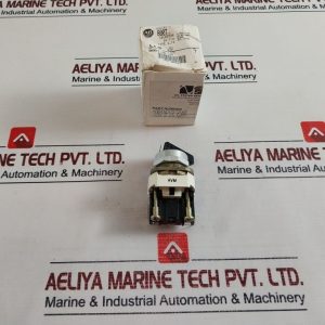 Allen Bradley 800t-h17a 2 Position Selector Switch