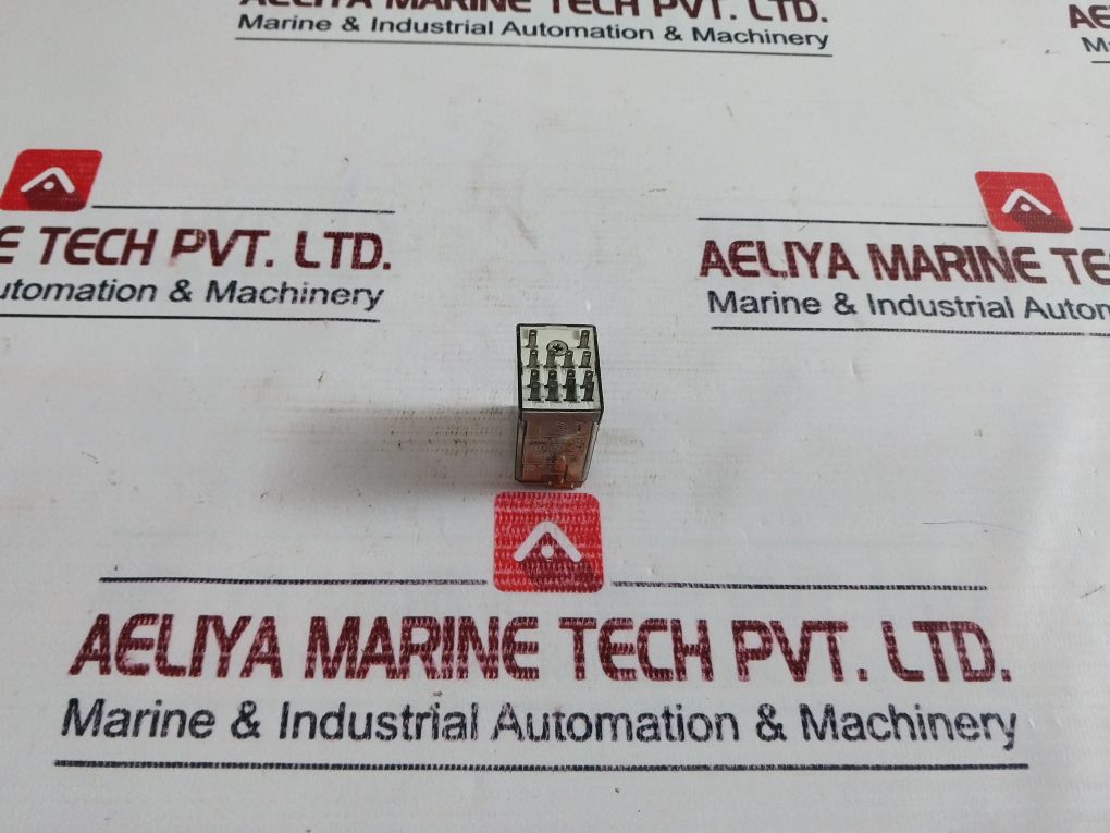 Finder 55.34.8.110.0040 Relay 110v Ac - Image 3