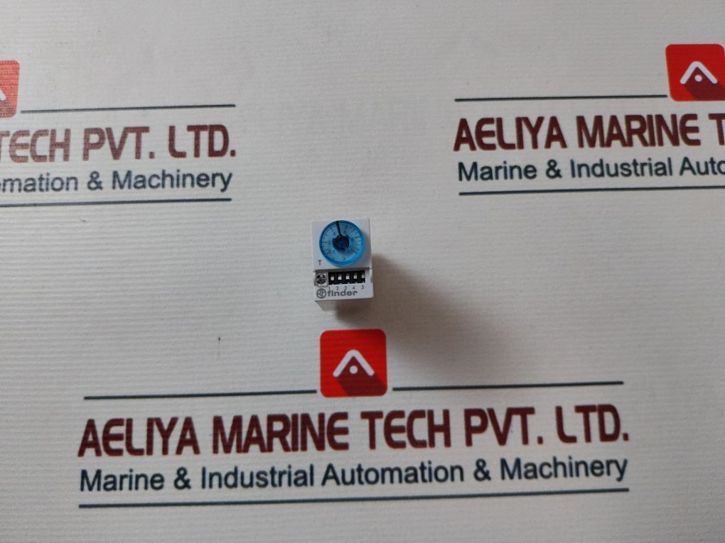 Finder 85.04.8.240.0000 Timer Relay