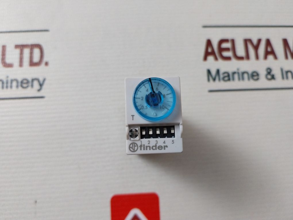 Finder 85.04.8.240.0000 Timer Relay - Image 7