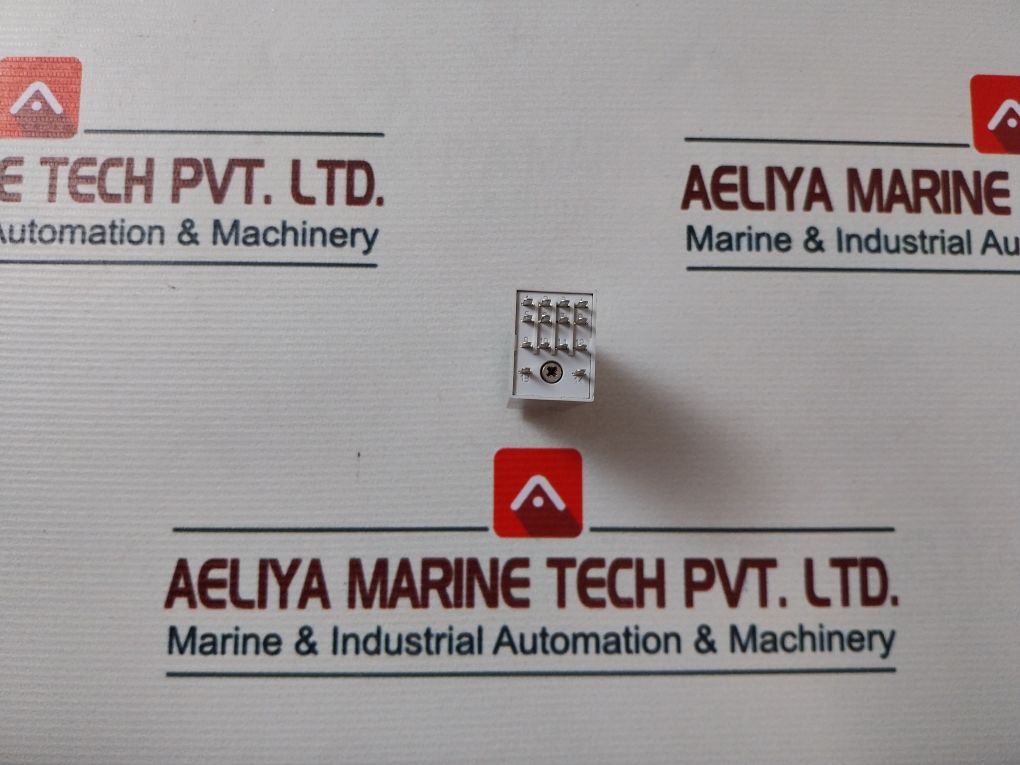 Finder 85.04.8.240.0000 Timer Relay - Image 3