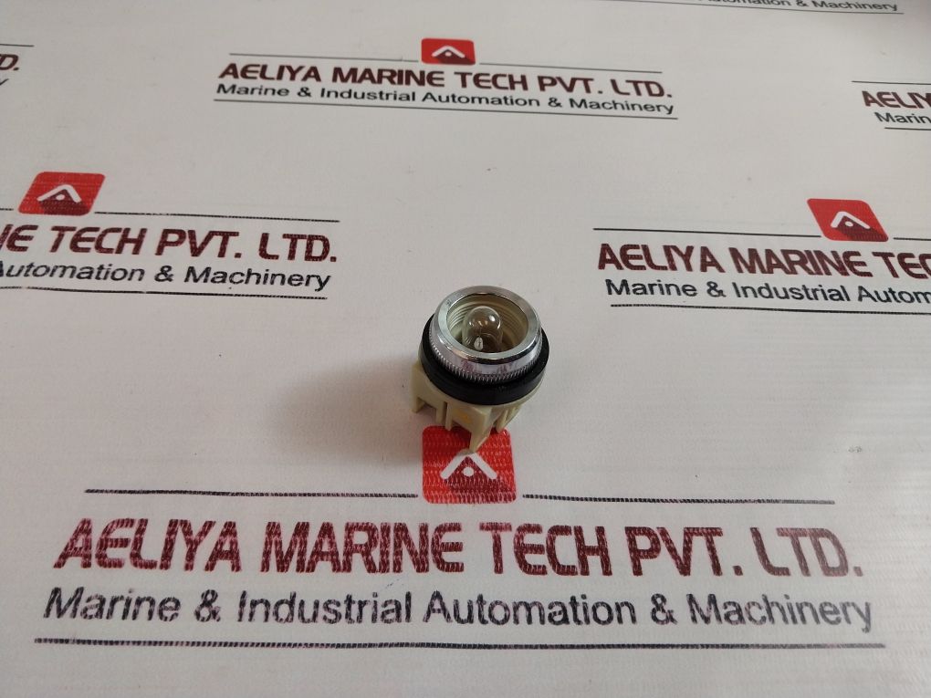 Fuji Electric Ah30-zm-0143 Command Switch - Image 3