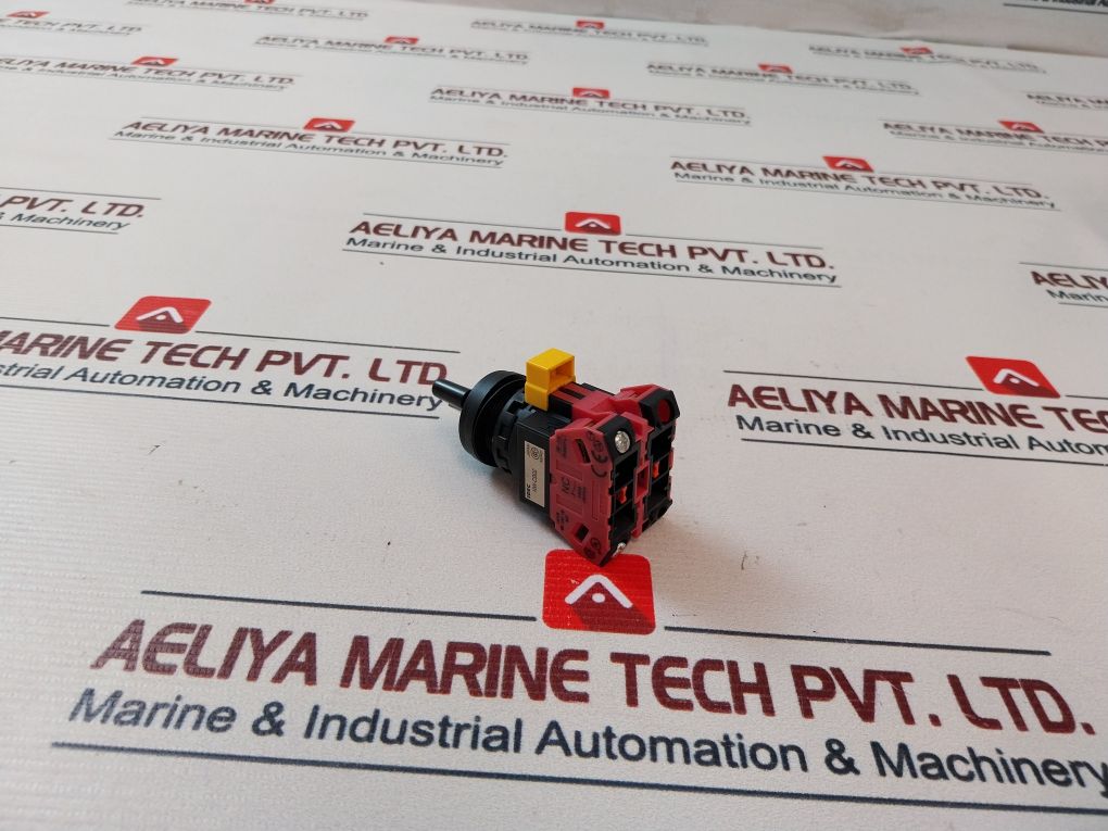 Idec Hw1s-2t20 Control Unit - Image 3