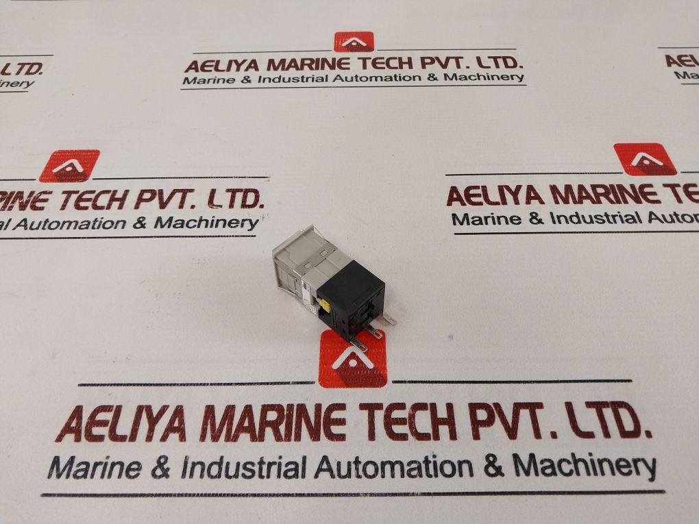 Idec Mc2d-p00n Control Unit - Image 6