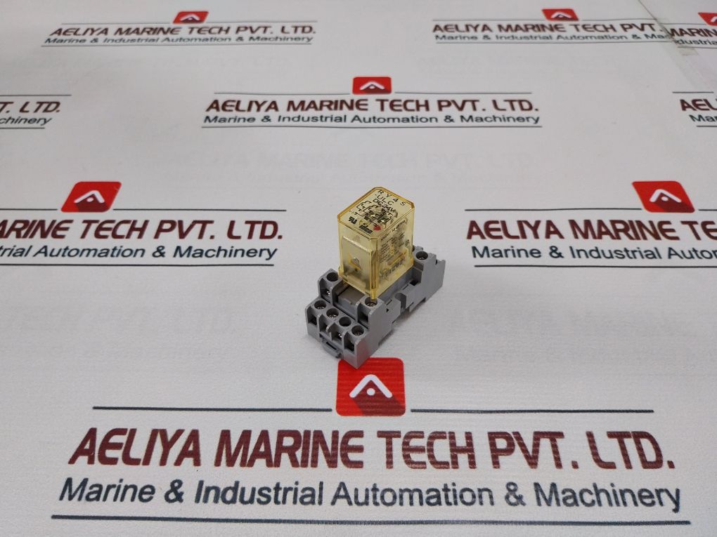 Idec Ry4s-ulc General Purpose Relay With Socket Dc24v - Image 3