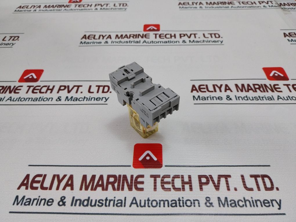 Idec Ry4s-ulc General Purpose Relay With Socket Dc24v - Image 4