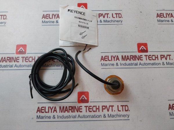 Keyence Ev-130m-ev-130u Dc Two-wire Self Contained Amplifier Proximity Sensor