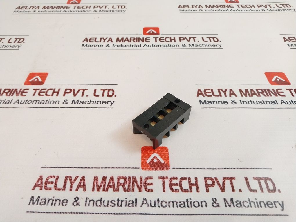 Kht-6030-3p 250v 30a Terminal Block - Image 4