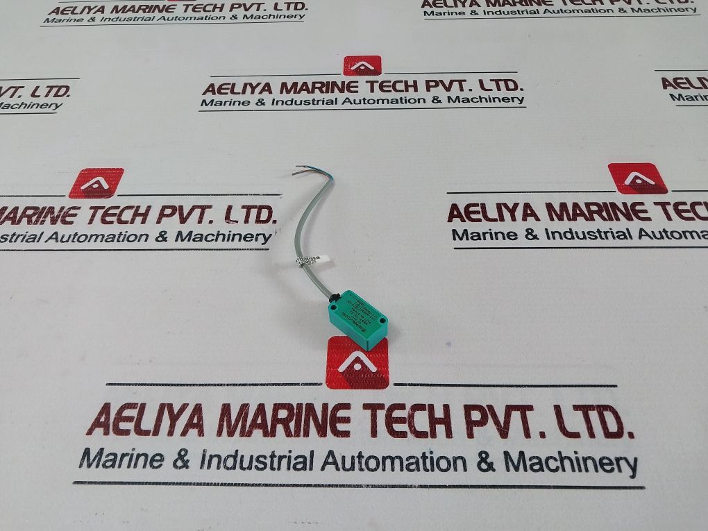 Pepperl+fuchs Nbb3-v3-z4 Proximity Sensor - Image 6