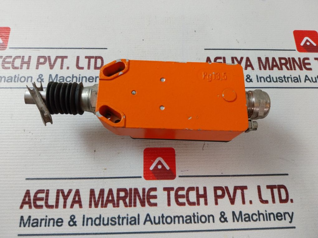 Schmersal Zs 71 1o/1s Wvd-Ex Safety Rope Switch Ip65 - Image 6