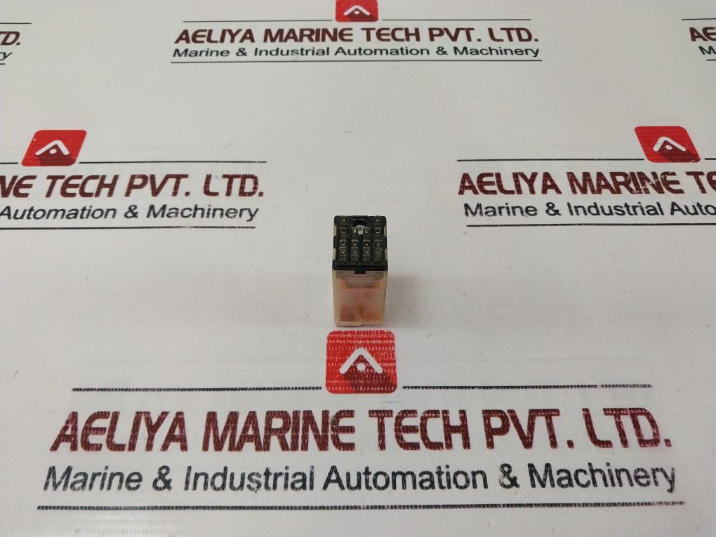 Schneider Telemecanique Rxm4gb2f7 Relay - Image 4