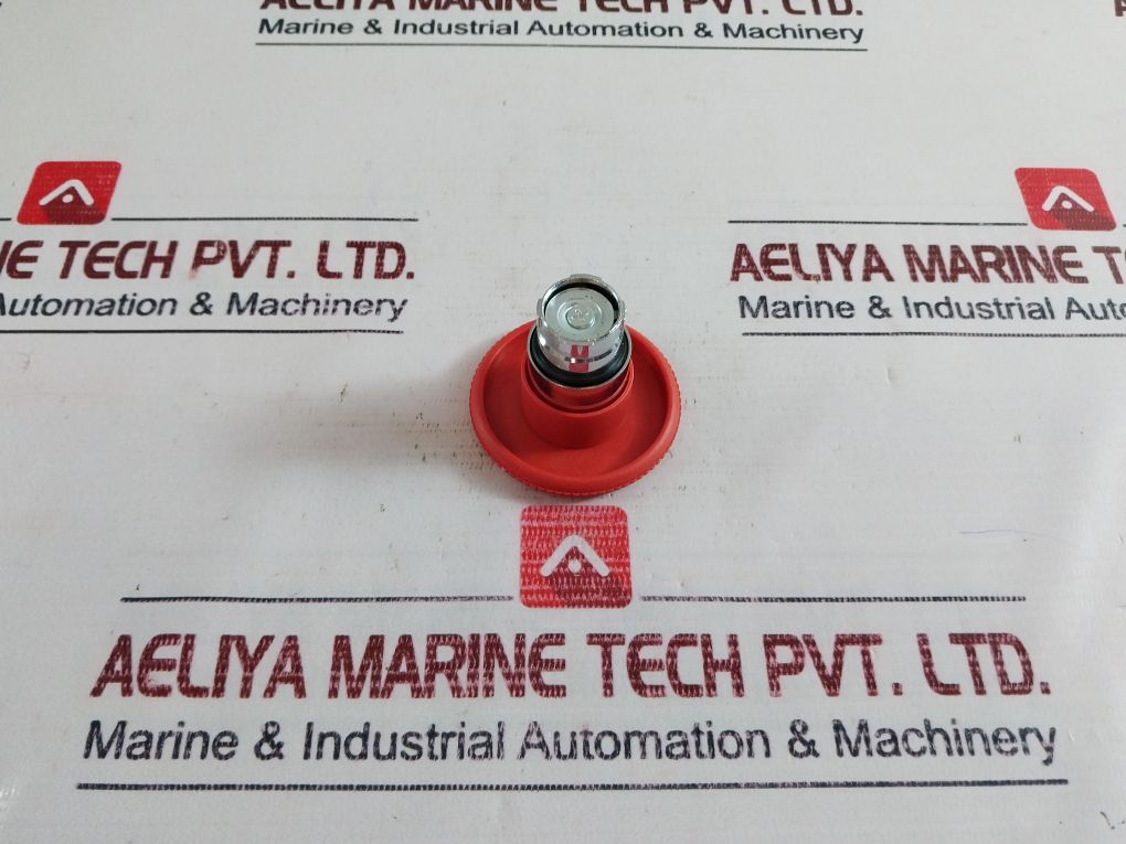 Schneider Electric Zb2 Bs64c Pushbutton Switch - Image 5