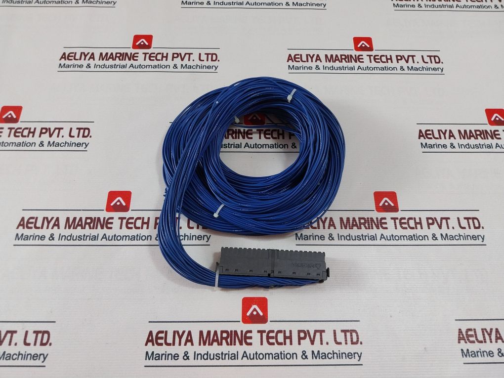 Siemens 6es7922-3bd20 Cable & Connector