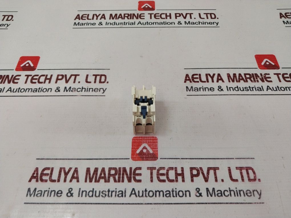 Telemecanique Schneider Electric La1 Dn11 Auxiliary Contact Block 10a - Image 3