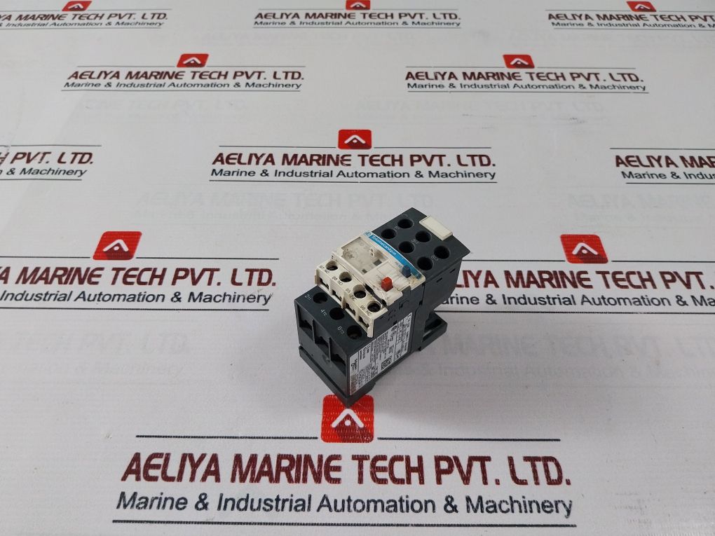 Telemecanique Schneider Lad7b106 Terminal Block With Overload Relay - Image 3