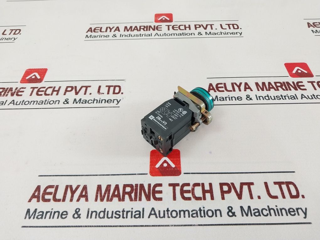 Telemecanique Zb4 Bv3 Pilot Light Green With Zb.-.V3 Contact Block - Image 6