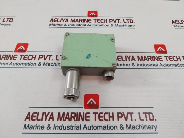 Trafag 8202.79.2210 Pressure Transmitter