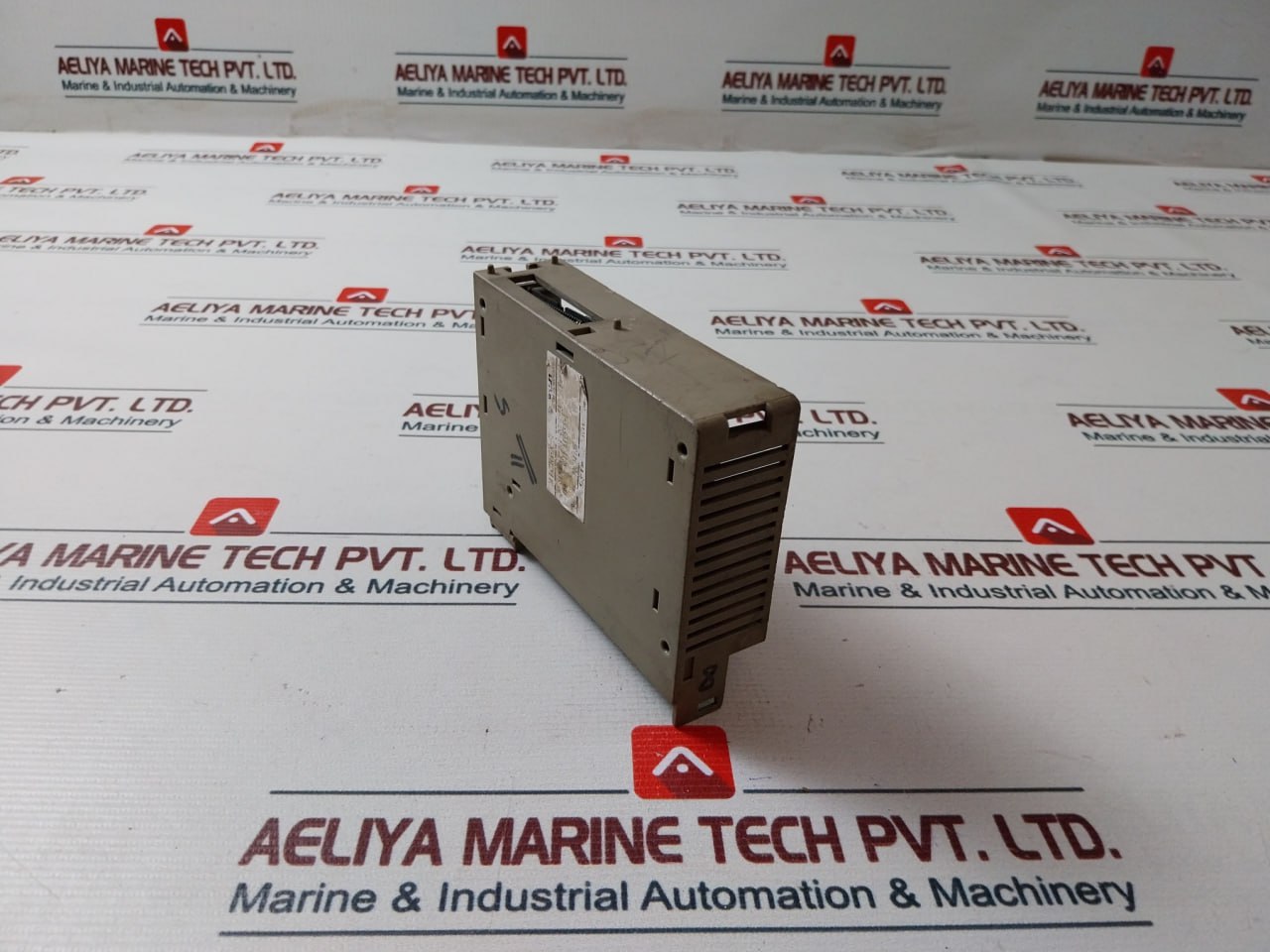 Fuji Electric Nc1y16t05p5-1 Digital Output Module - Image 3