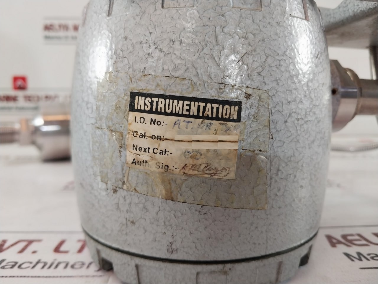 Instrumentation At.or.txr Temperature Switch - Image 7