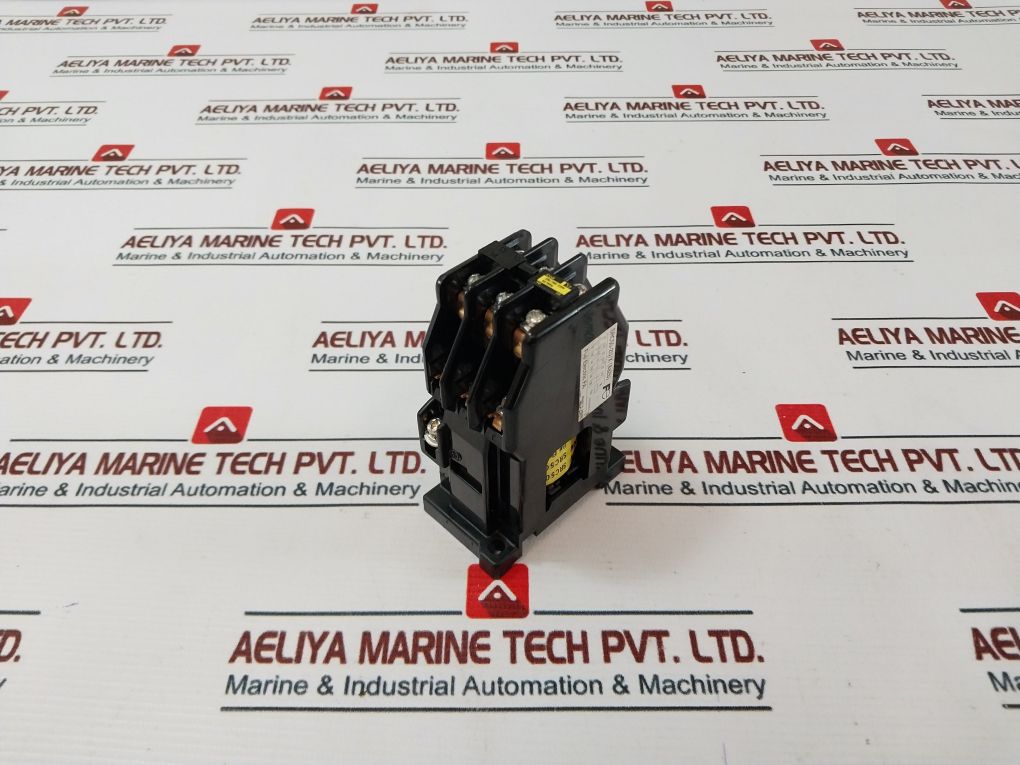 Fuji Electric Src50-2u/x (4a2b) Auxiliary Relay - Image 3